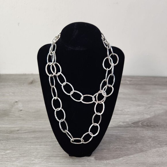 Silver-Tone Hammered Oval Link Chain Necklace With Lobster Clasp Closure - Picture 6 of 6